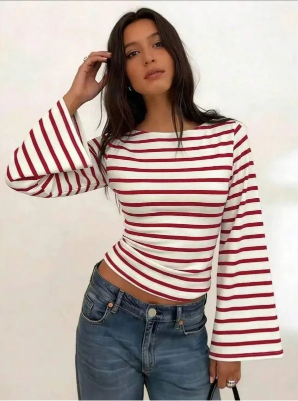 T-shirt Rayé Femme – Col Bateau et Manches Évasées