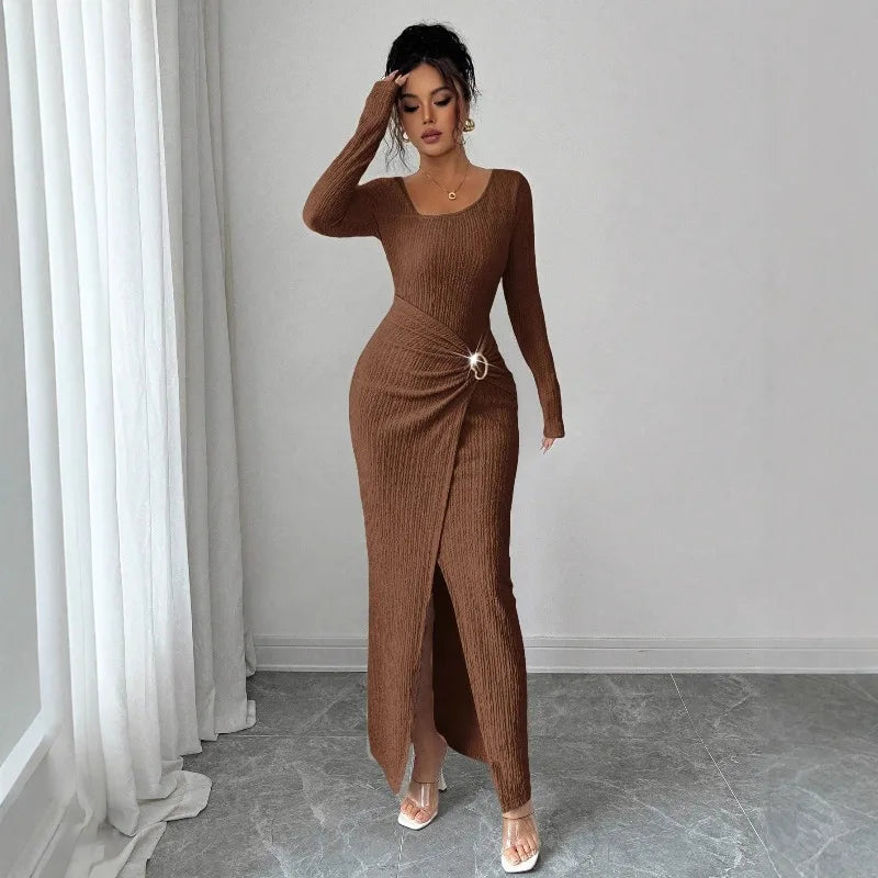 Robe longue en tricot texturé à col irrégulier pour femmes