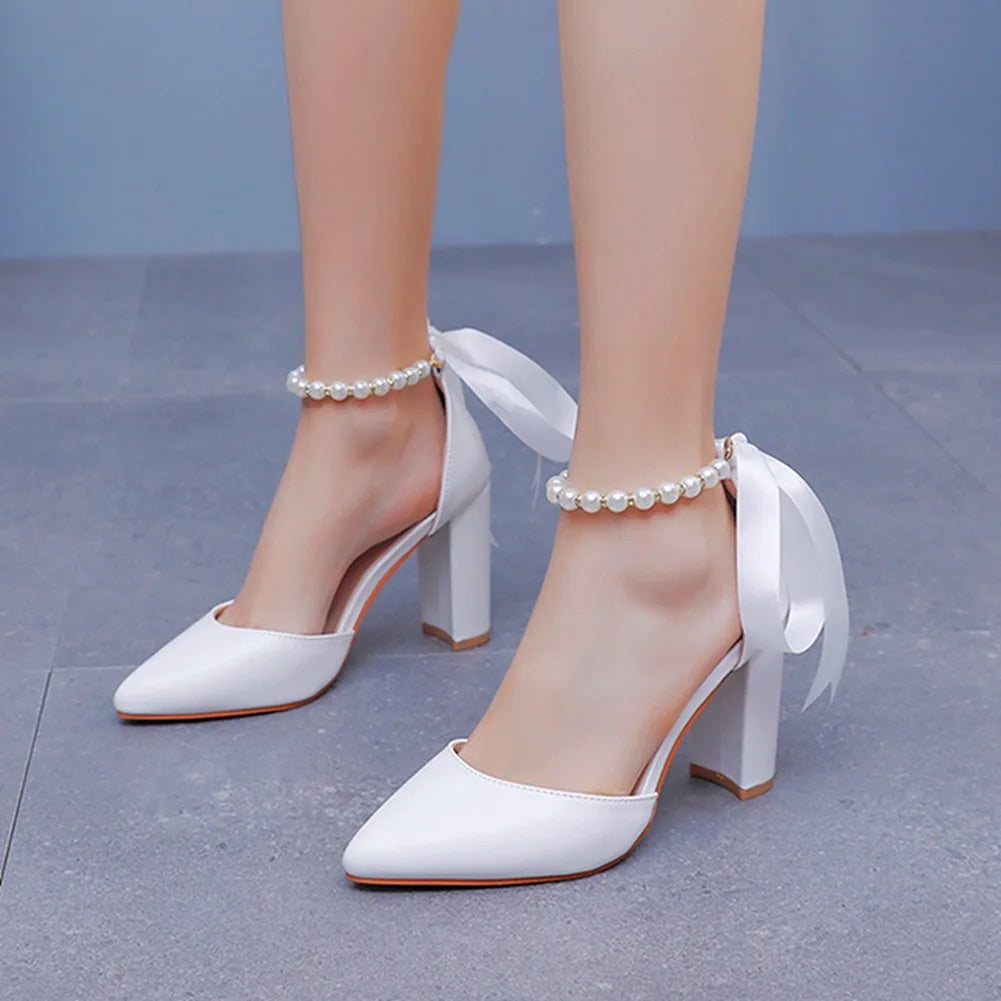 Sandales pointues en cuir pour femmes