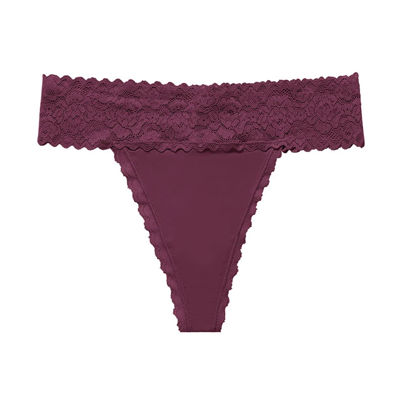 String en dentelle florale pour femmes