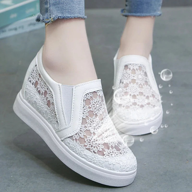 Chaussures à semelles épaisses pour femmes