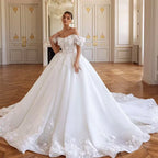 Robe de mariée luxueuse en Organza avec broderie pour femmes