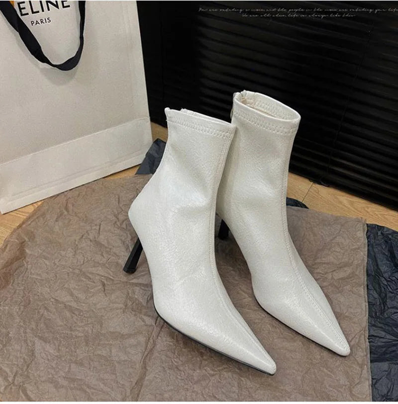 Bottine de rinçage pointues pour femmes