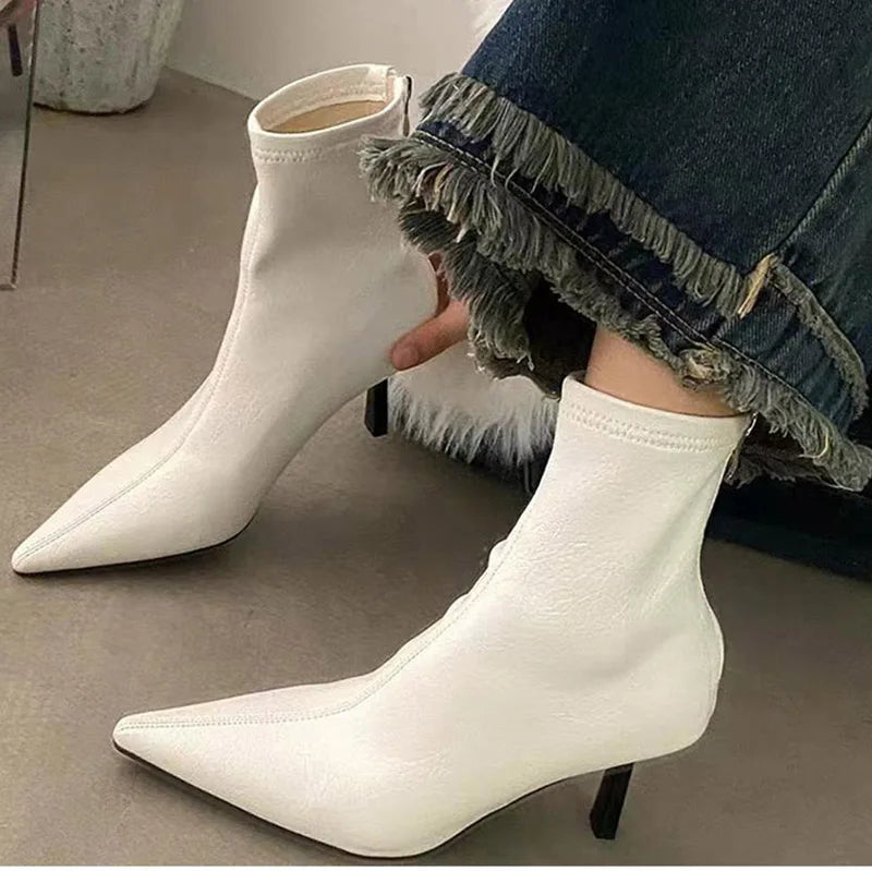 Bottine de rinçage pointues pour femmes