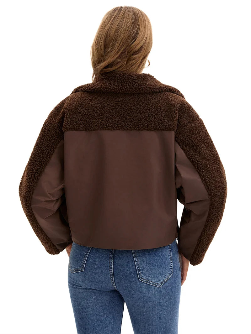 Manteau épissé en laine d'agneau pour femmes