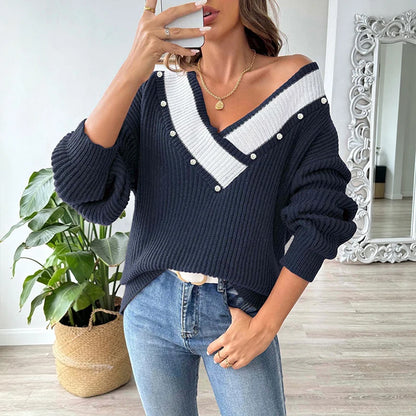 Pull femme oversize en maille col V à boutons perlés