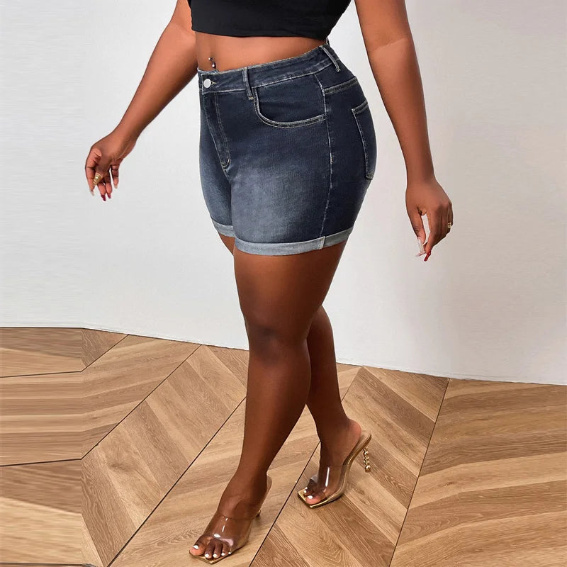 Short en jean grande taille style rétro américain à ourlet roulé pour femmes