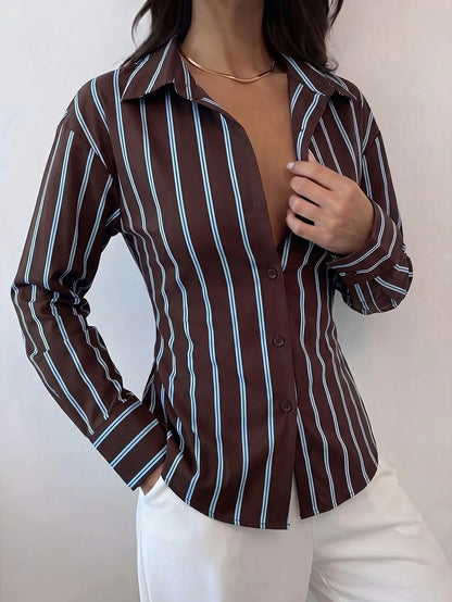 Chemise Rayée Femme – Rayures Verticales Contrastées