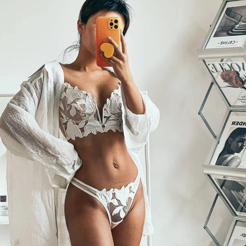Ensemble de soutien-gorge et tongs en dentelle brodée de fleurs pour femmes