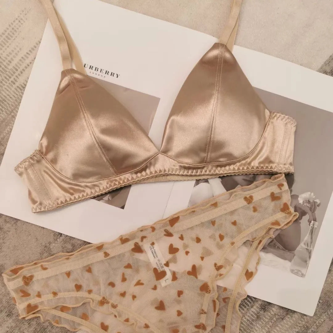 Ensemble soutien-gorge push-up ultra fin à décolleté plongeant et culotte en dentelle pour femmes