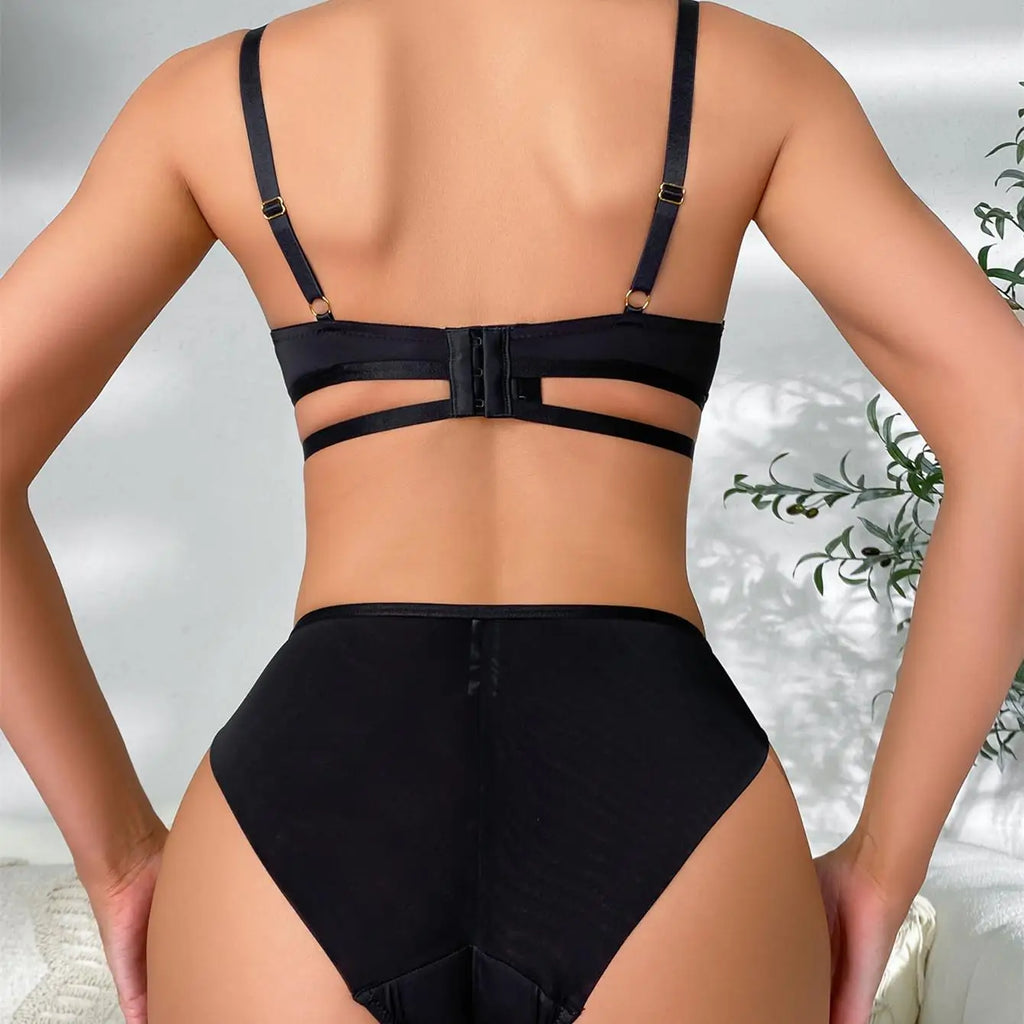 Ensemble Soutien-gorge creux et culotte taille basse pour femme