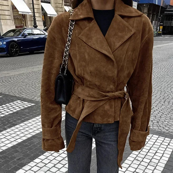 Veste plissée en daim marron pour femmes
