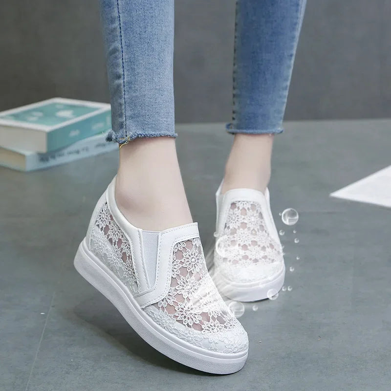 Chaussures à semelles épaisses pour femmes