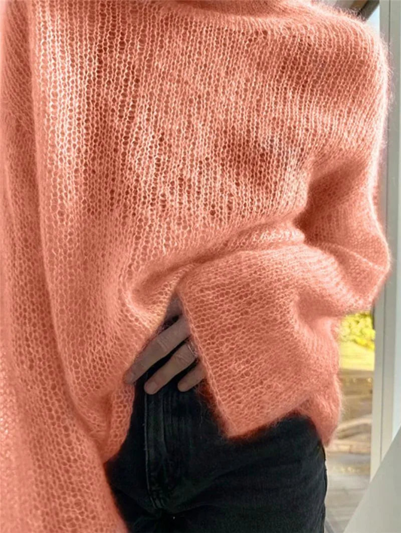 Pull femme en maille douce à col montant