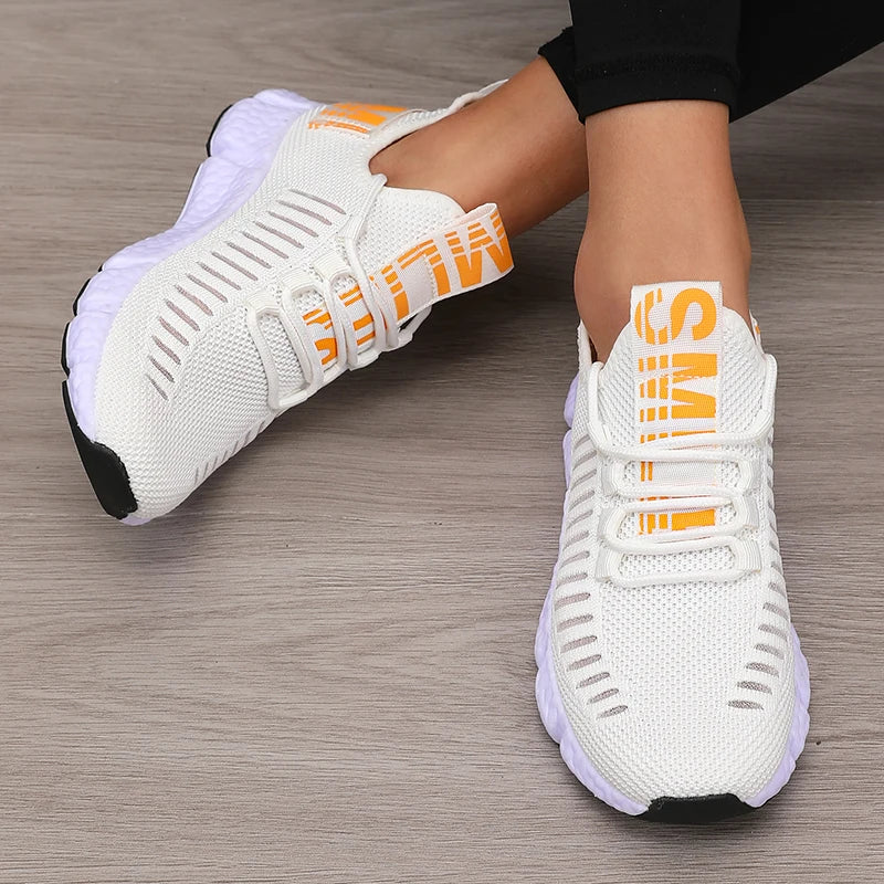 Basket en maille légère et semelle souple pour femmes