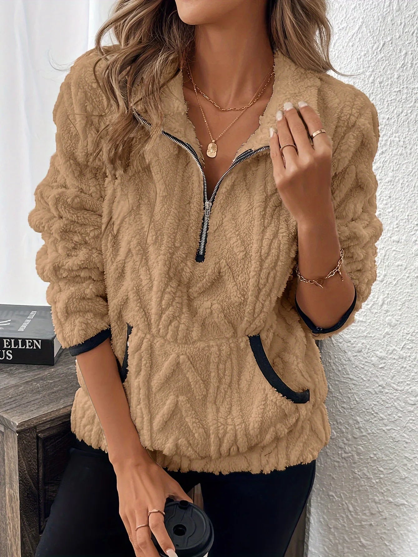Sweat-shirt court en Jacquard à revers pour femmes
