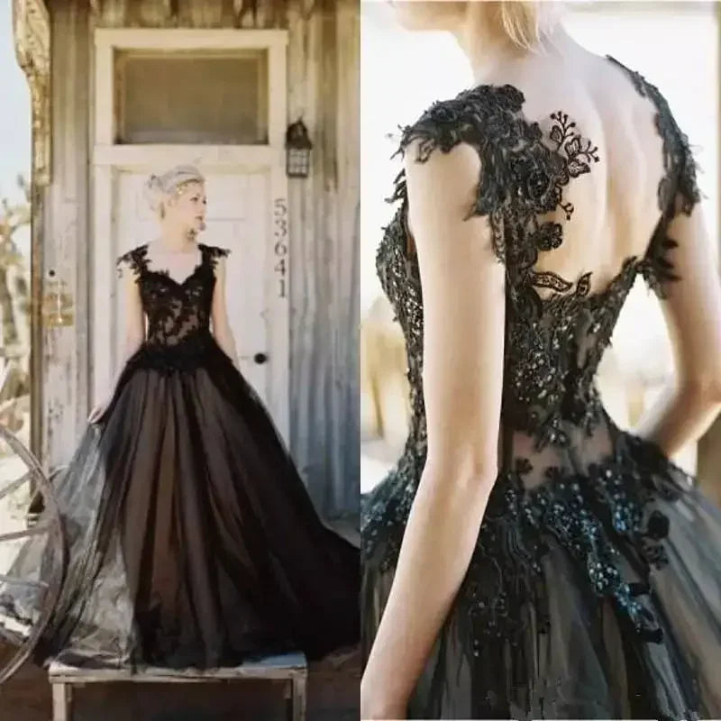 Robe de mariée gothique noire pour femmes