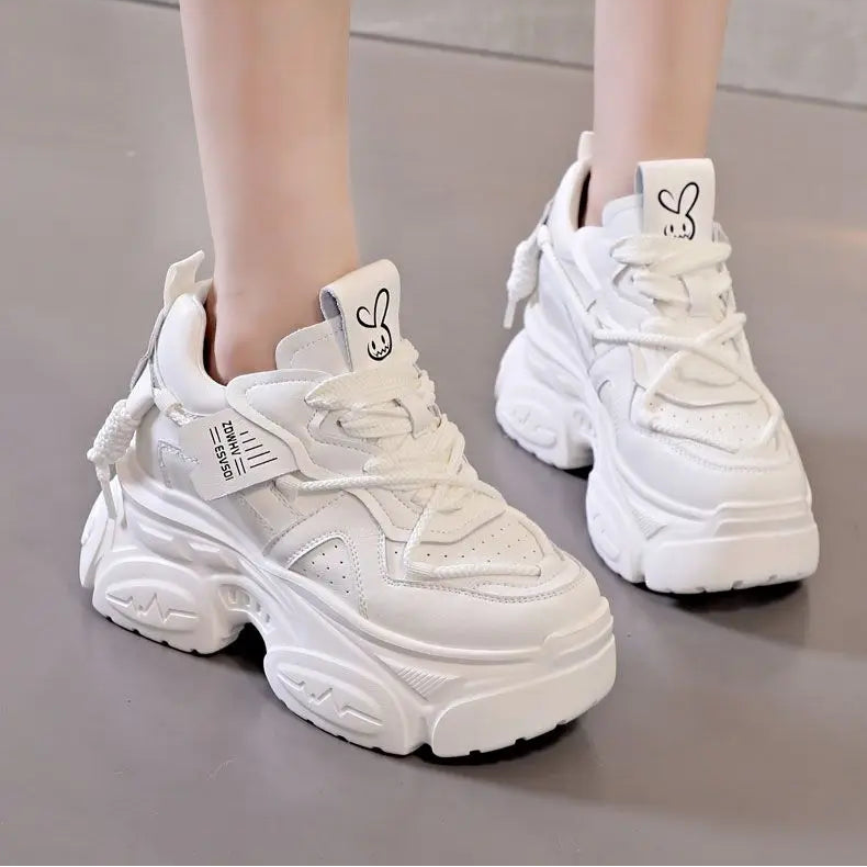 Baskets épaisses en cuir de vache véritable et à lacets pour femmes