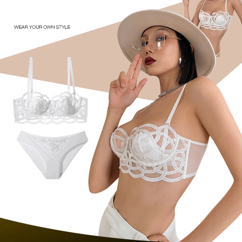 Ensemble soutien-gorge en dentelle ultra fine et respirante, string et culotte pour femmes
