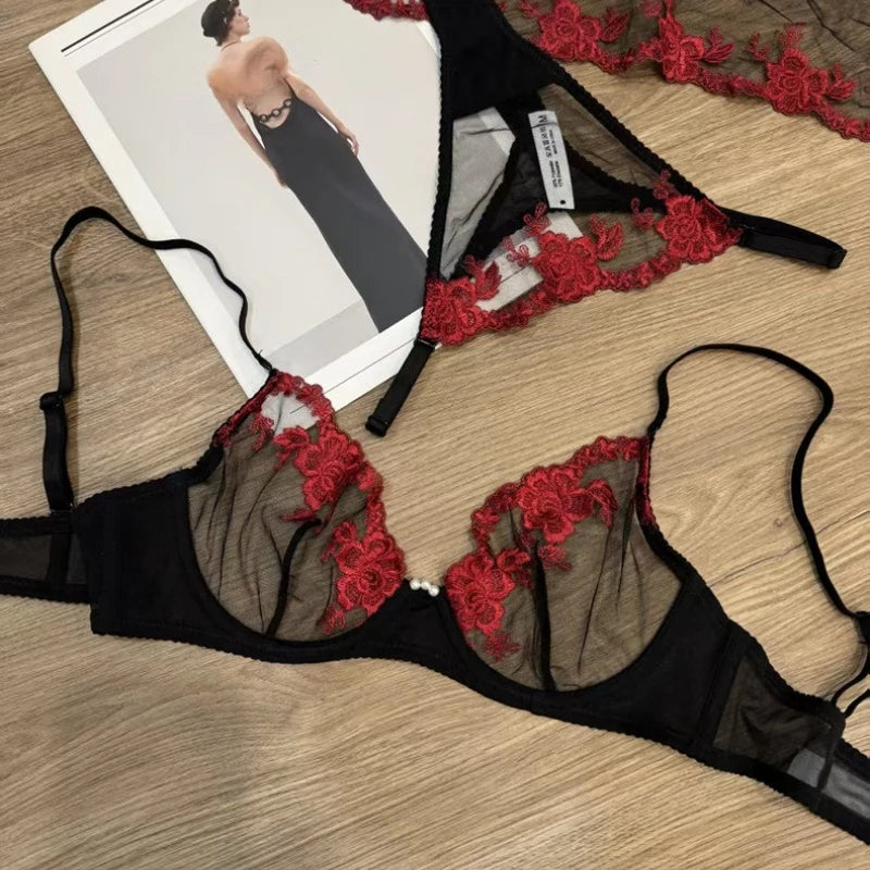 Ensemble soutien-gorge sexy en maille respirante et string pour femmes