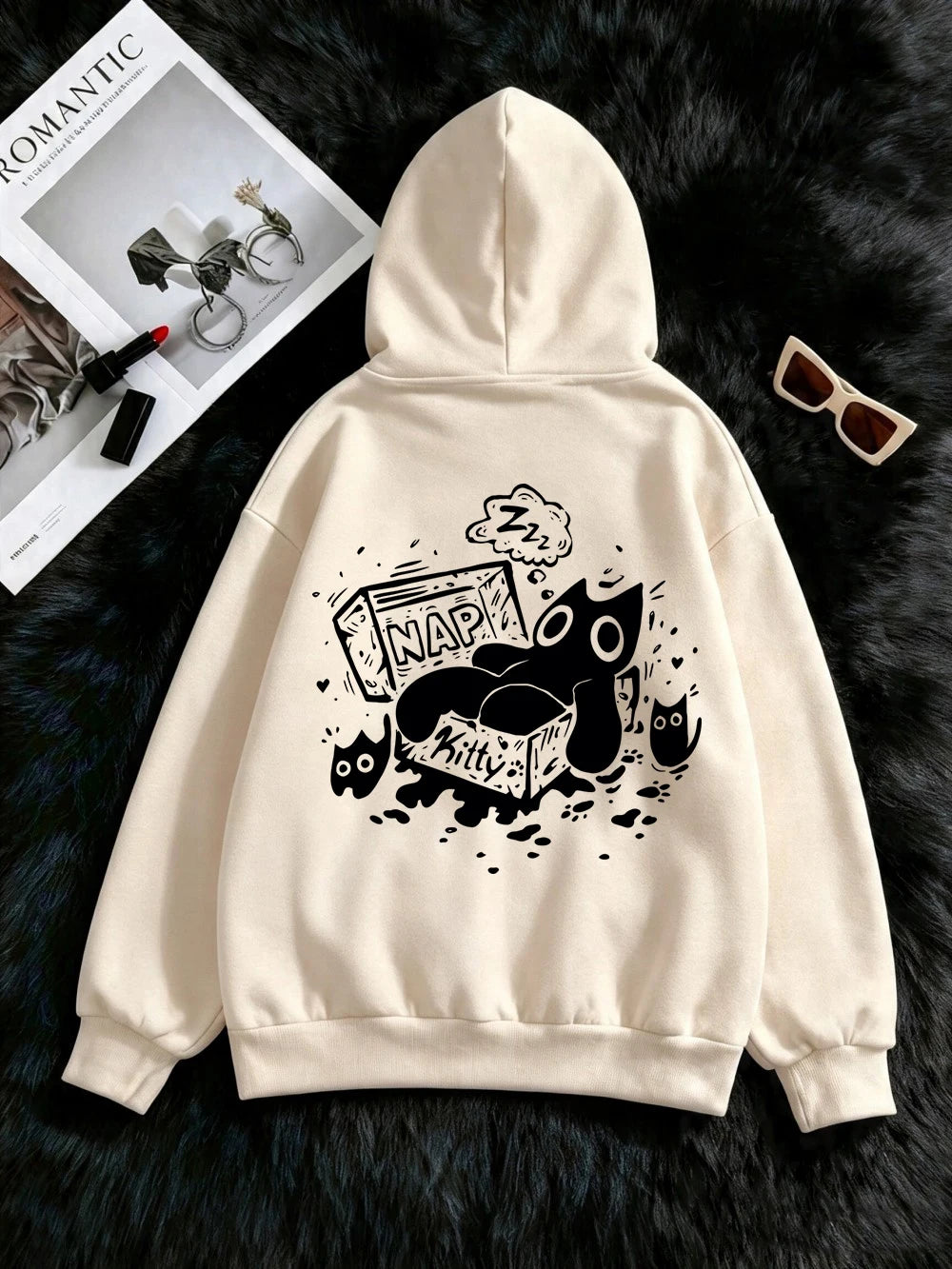 Sweat à capuche imprimé Sleeping Cat Nap Box pour femmes