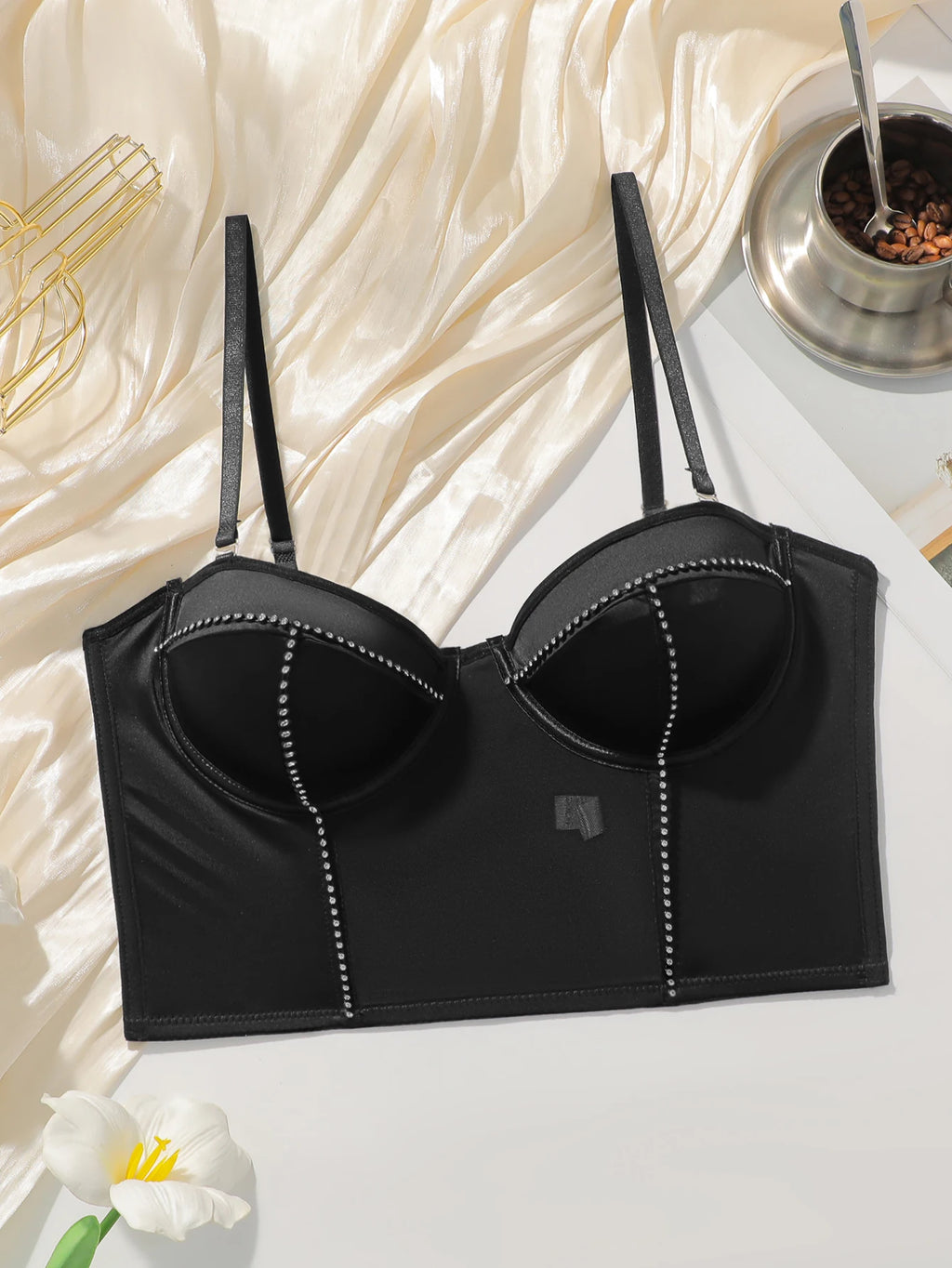 Soutien gorge orné de strass pour femmes