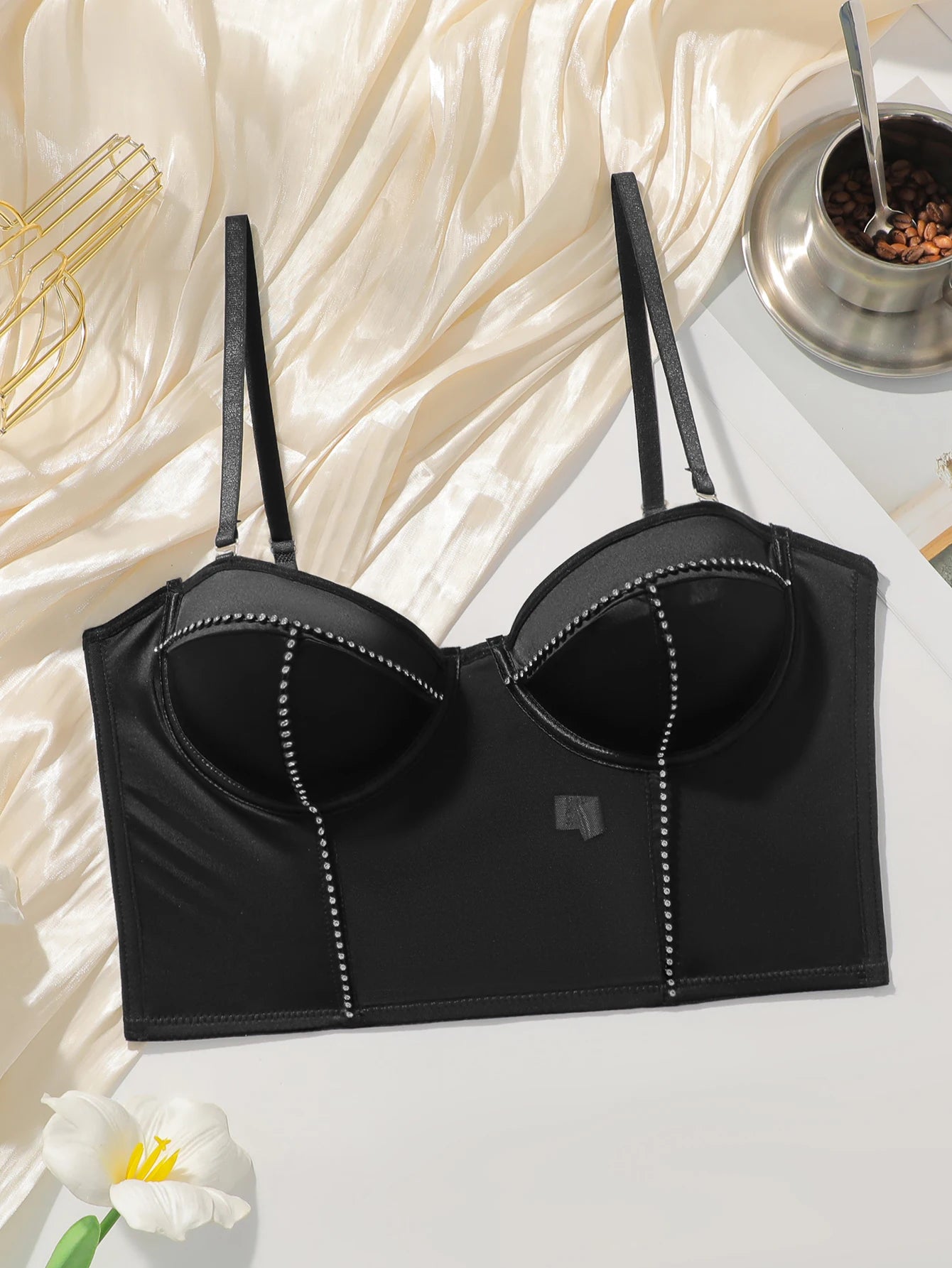 Soutien gorge orné de strass pour femmes
