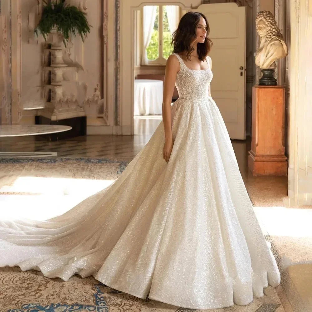 Robes de mariée sans manches et col carré pour femmes