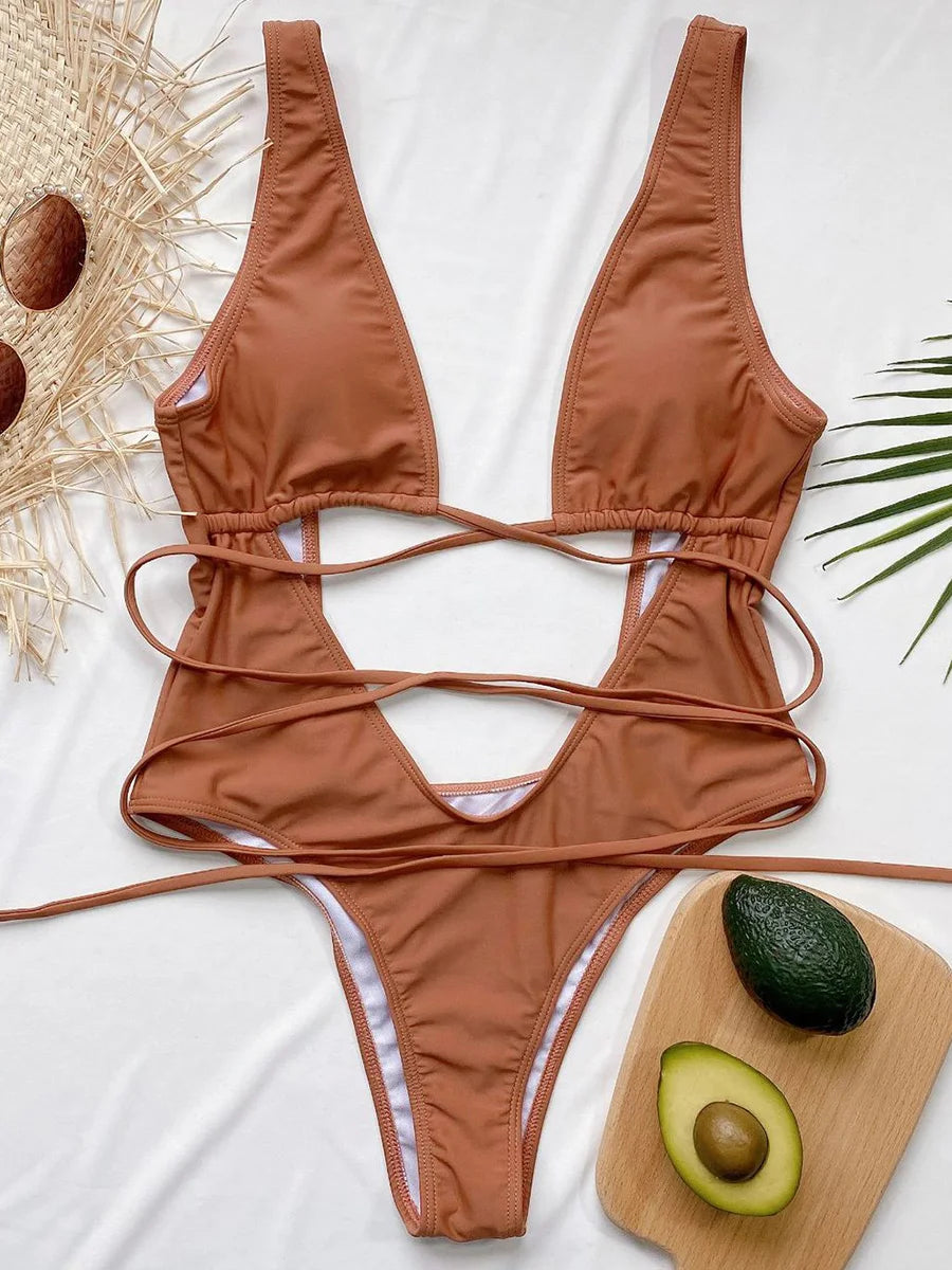 Maillot de bain une pièce décolleté en V profond pour femmes