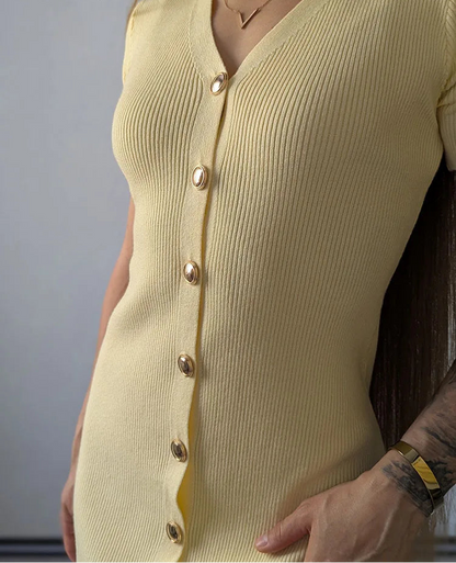 Robe Longue d’Été Femme – Maille, Col V et Boutons