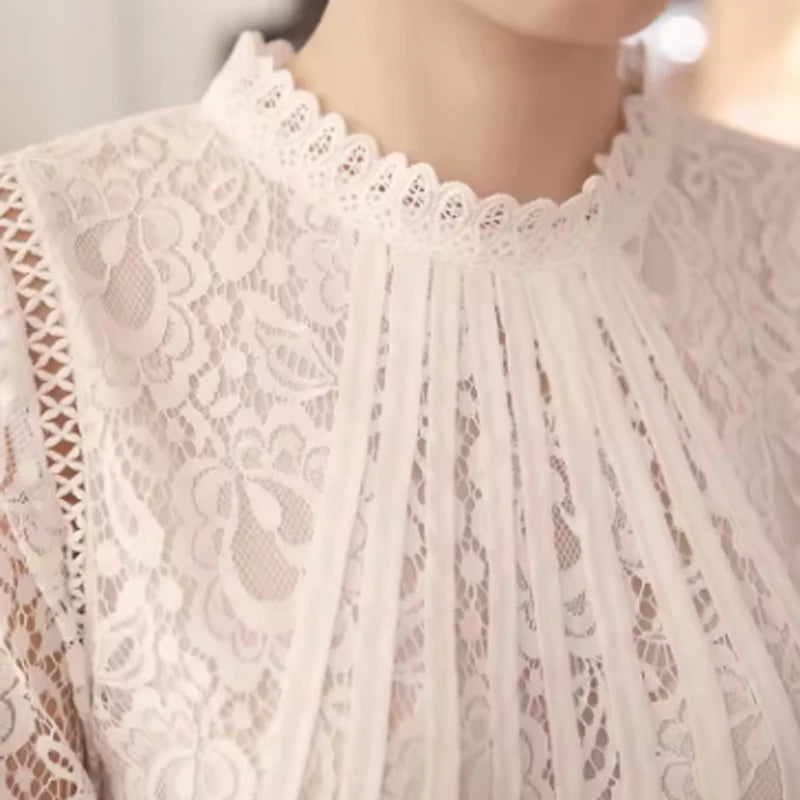 Chemise en mousseline de soie brodée pour femmes
