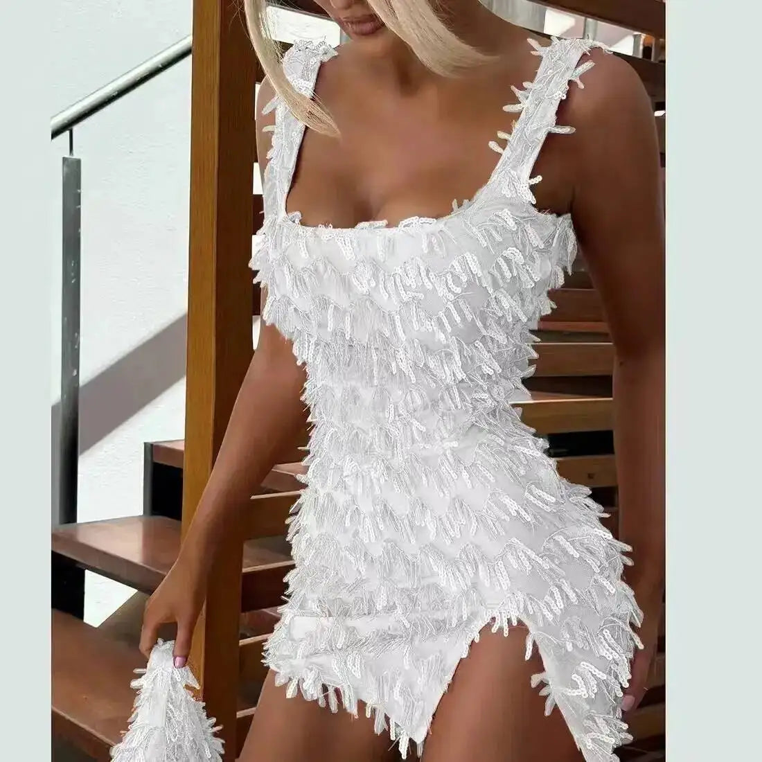 Robe à sequins et fente pour femmes