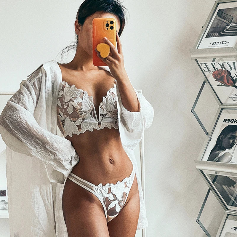 Culotte brodée en dentelle française pour femme