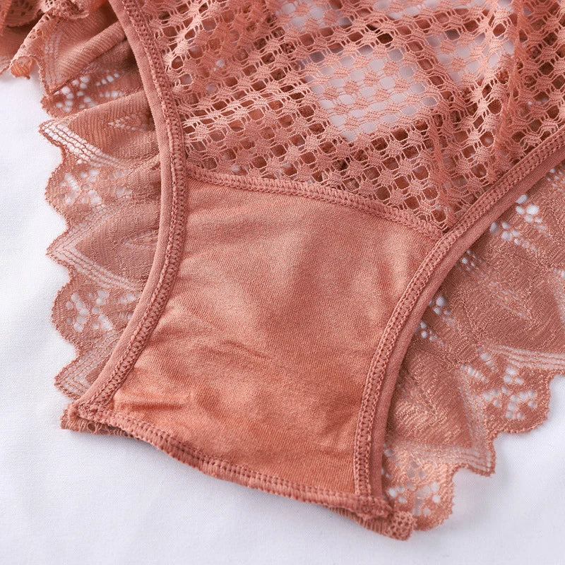 Culotte en dentelle pour femmes