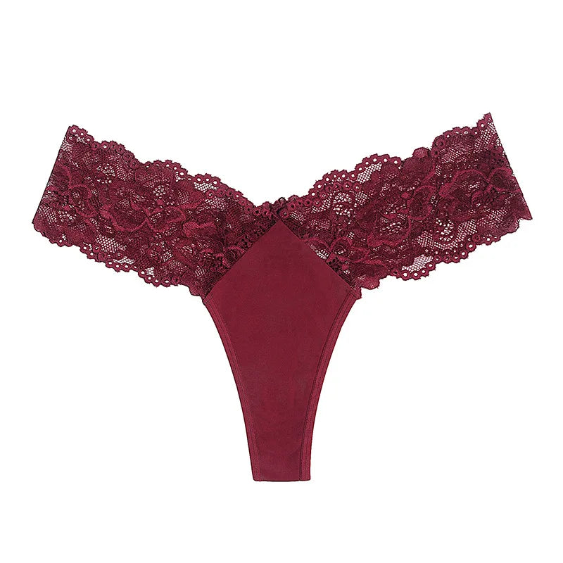 String sexy en dentelle pour femmes