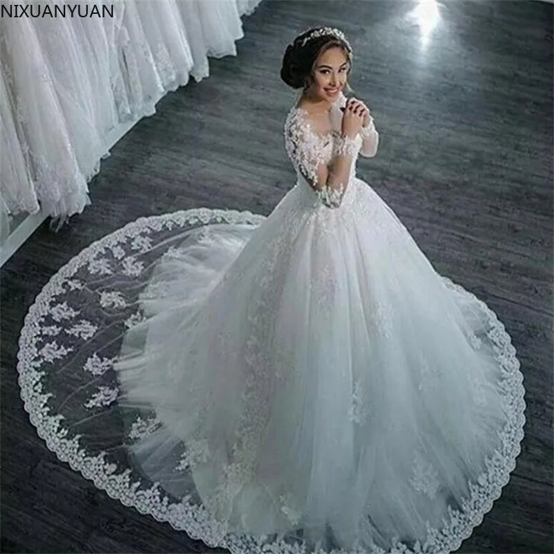 Robe de mariée à manches longues pour femmes