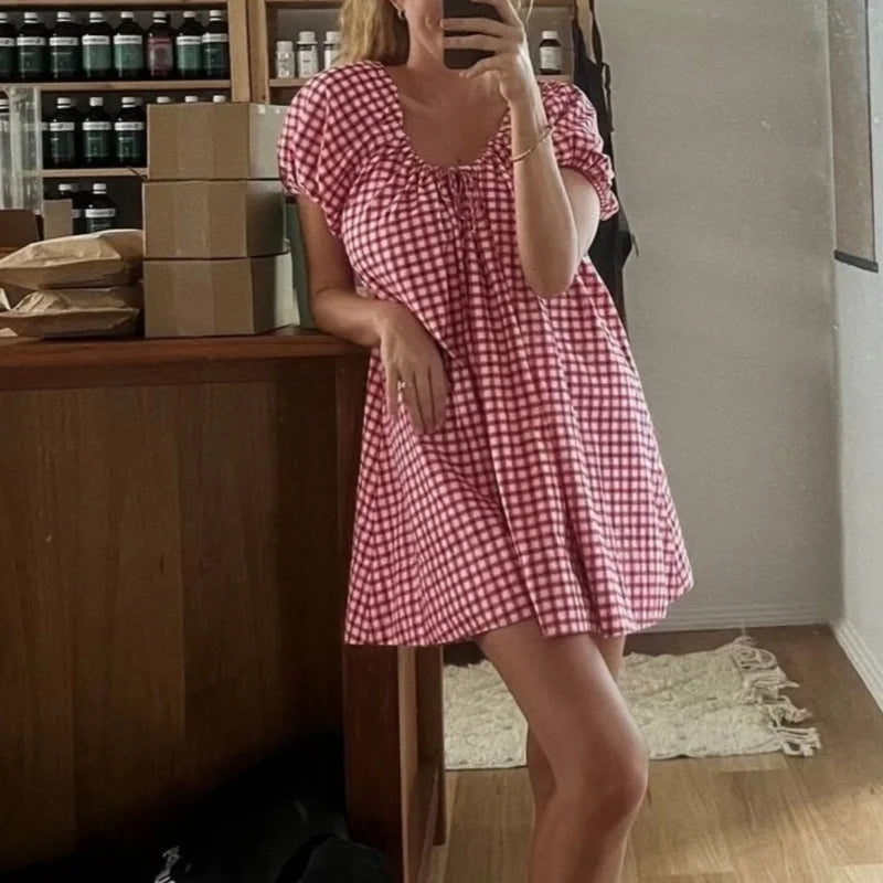Mini robe vintage à carreaux pour femmes