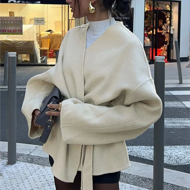 Veste en laine à lacets avec ceinture pour femmes