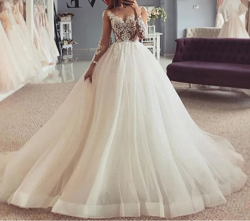 Robes de mariée en dentelle pour femmes
