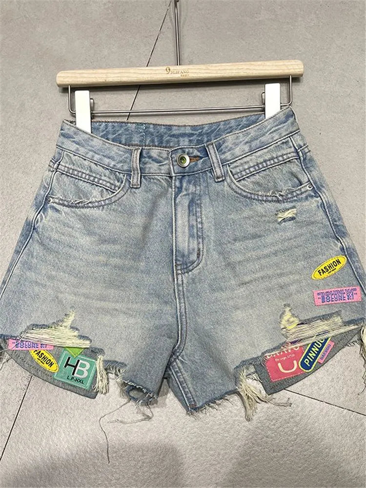 Short en jean déchiré pour femmes