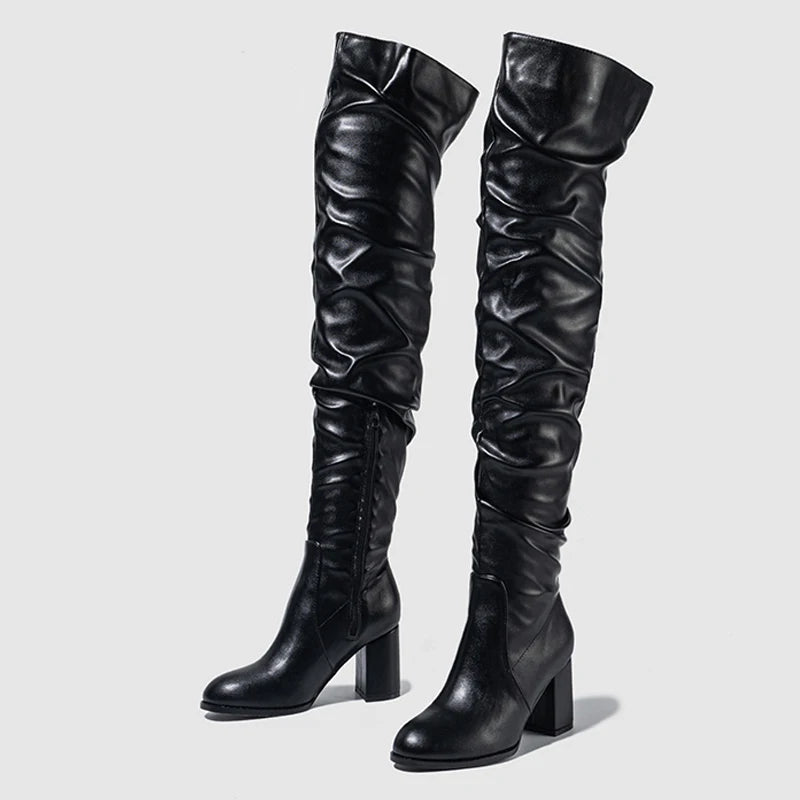Cuissardes zippées en cuir plissé pour femmes
