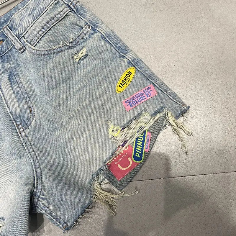 Short en jean déchiré pour femmes