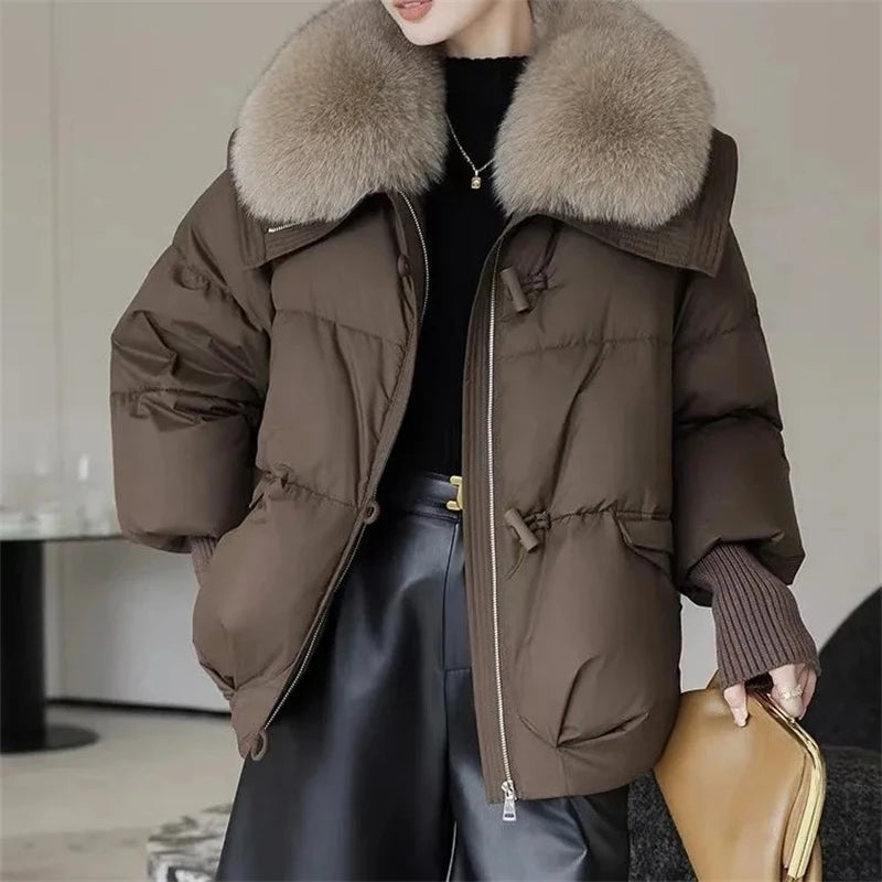 Manteau avec grand col de fourrure pour femmes