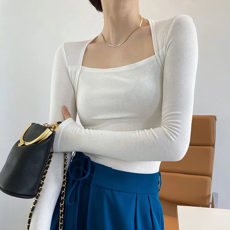 T-shirt à manches longues et col carré pour femmes
