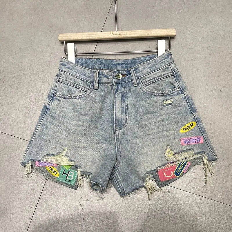 Short en jean déchiré pour femmes