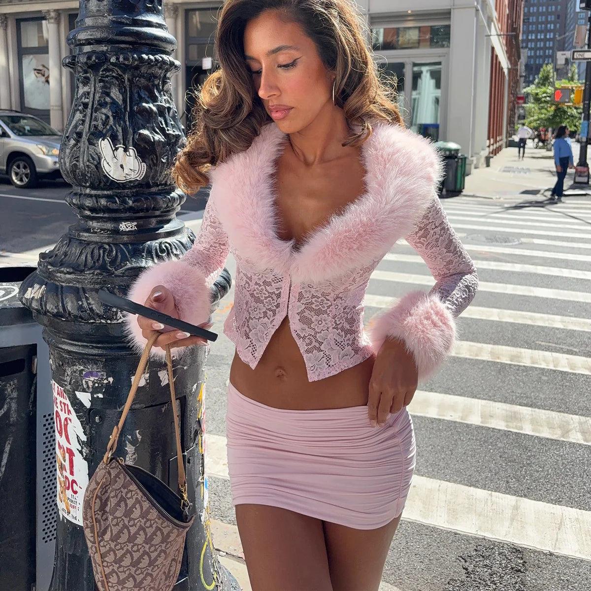 Ensemble Jupe et Haut Femme – Dentelle et Col Effet Fourrure
