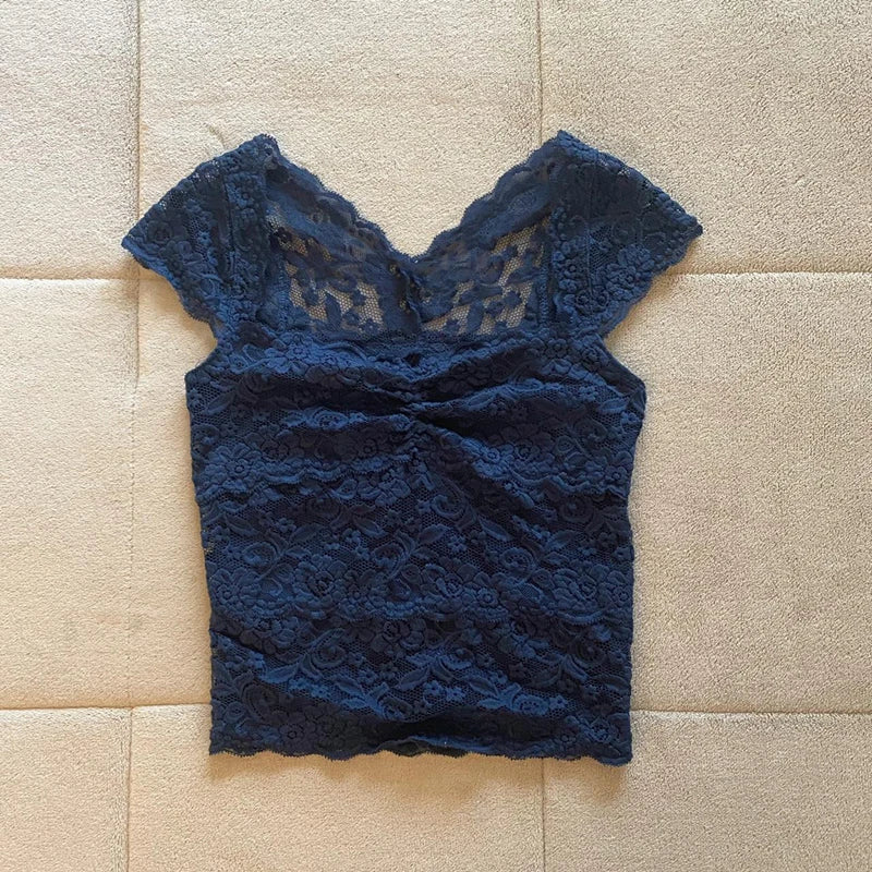 Débardeur court en dentelle florale bleue pour femmes