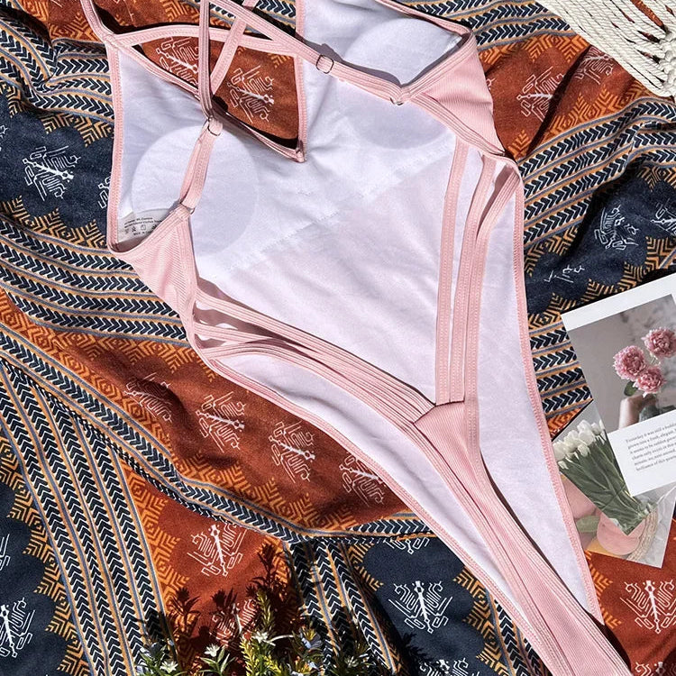 Maillot de bain une pièce avec string pour femmes