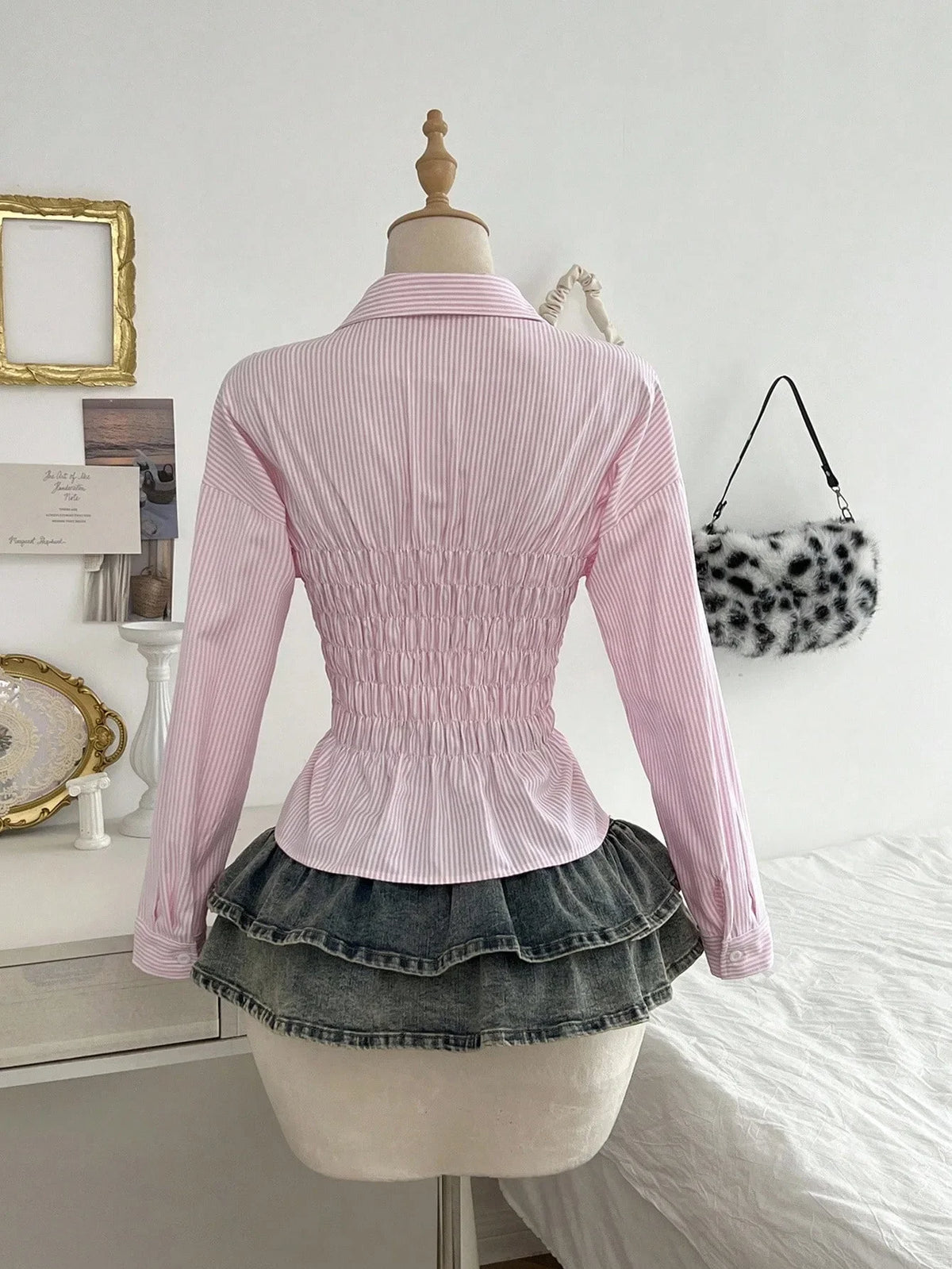 Chemisier Rayé Femme – Taille Froncée et Col Élégant