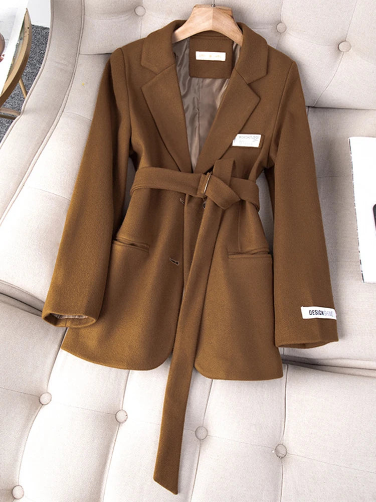 Manteau femme en laine mélangée avec ceinture